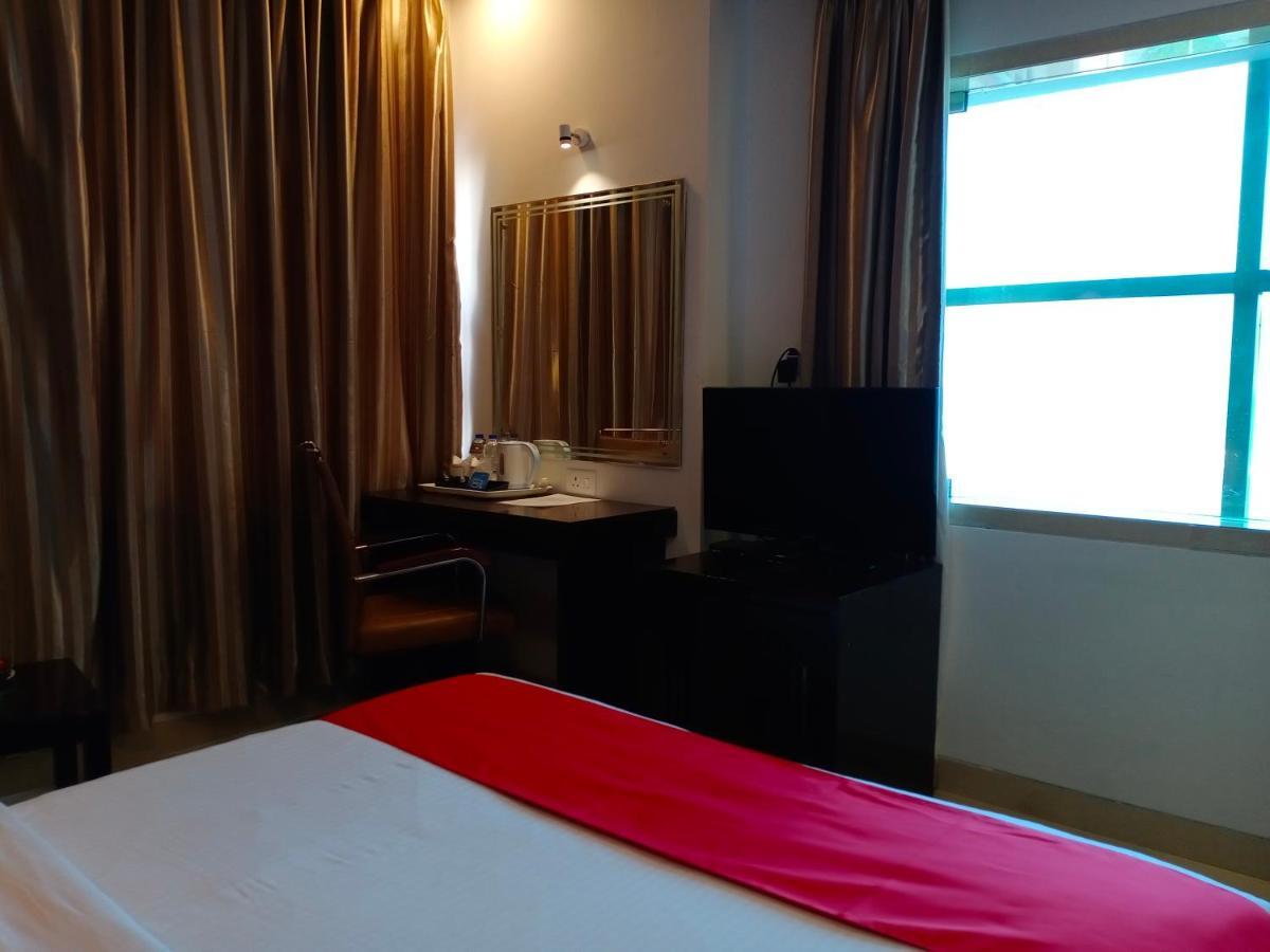 Hotel Supreme Visakhapatnam Zewnętrze zdjęcie